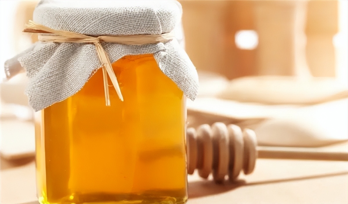 好的蜂蜜的鉴别方法,怎样识别蜂蜜的质量好坏呢