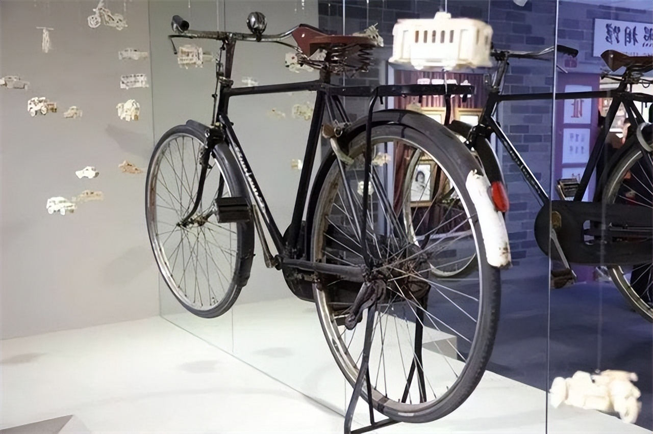 毛*东泽**时代的十大名牌，太珍贵了，你用过几种？