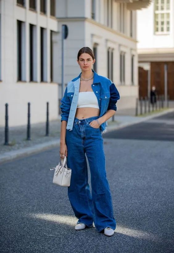 穿蓝色永不过时的高级感,蓝色与粉红色的结合高级感