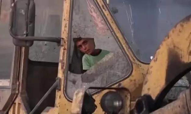 15岁的叙利亚炼油工,叙利亚十五岁炼油工