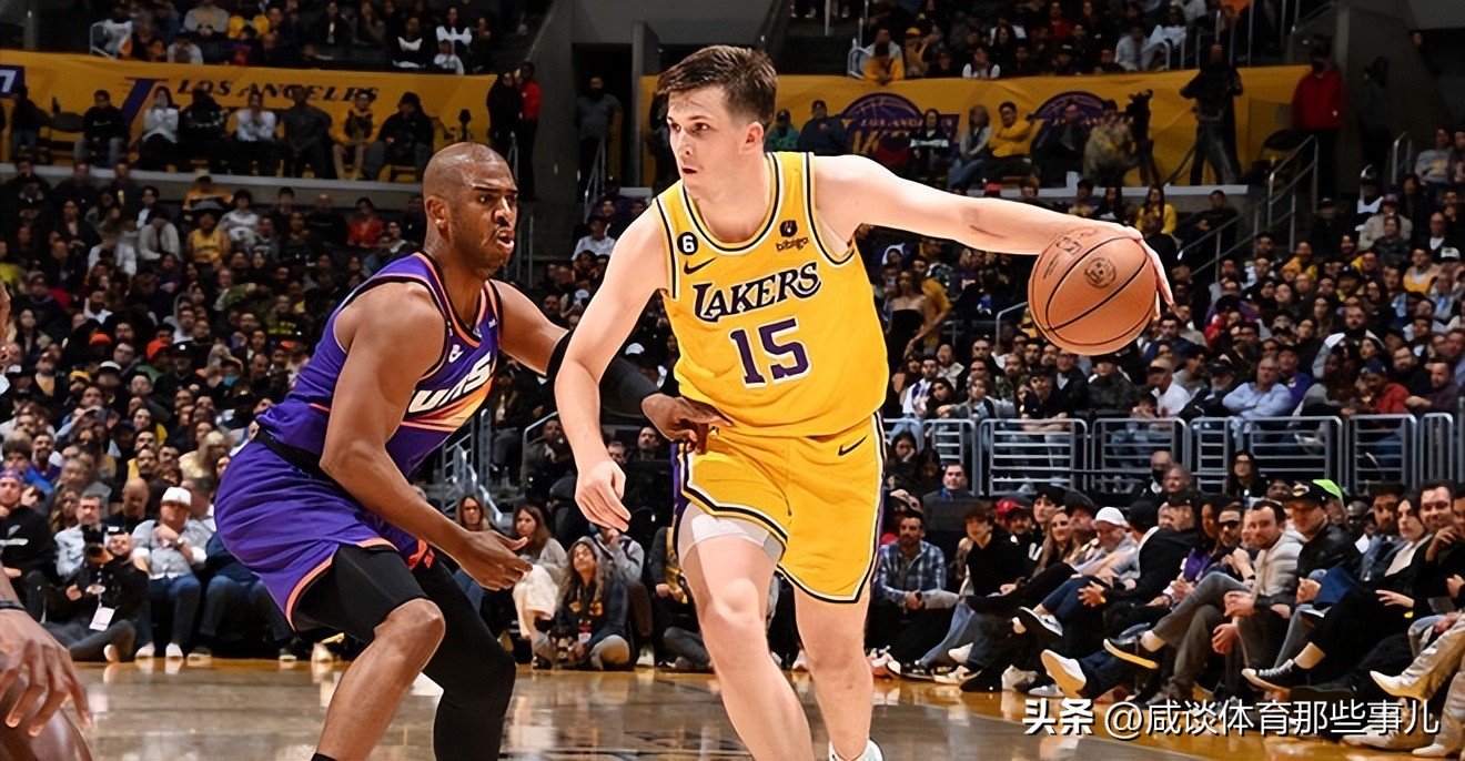 场均30+5+8！身价156万锁定首发，小黑终于再见？小将一战成名