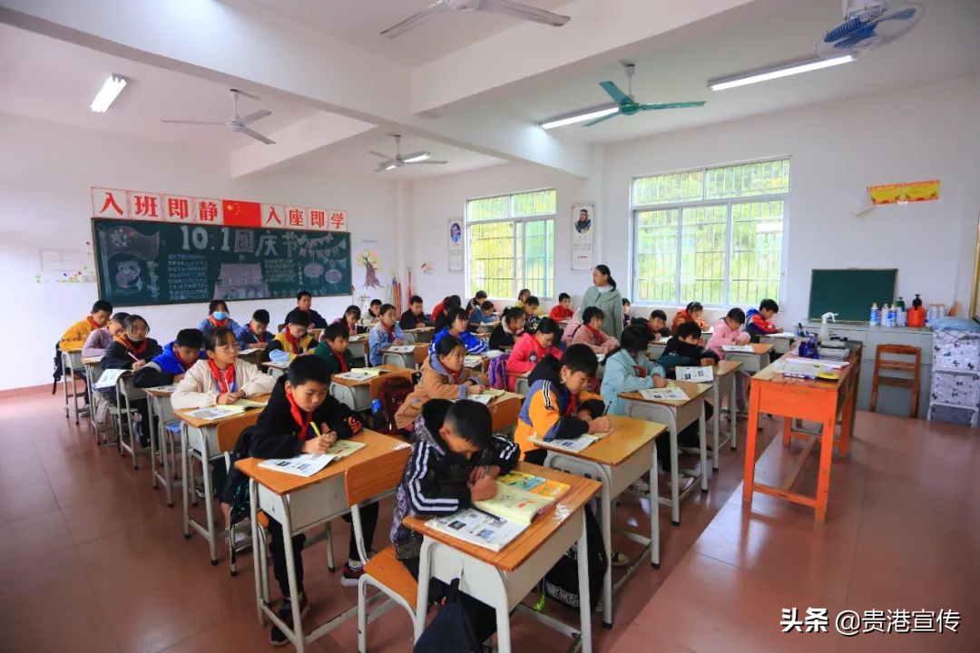 大鹏中心小学温逸宏,大鹏中心小学陈小波