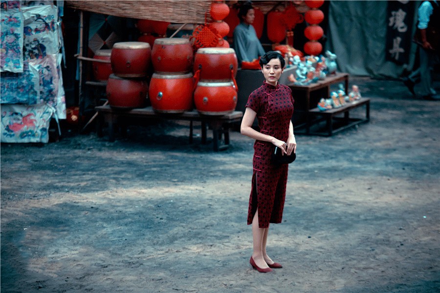 国潮旗袍和其它旗袍有什么不一样,中国式旗袍极具吸引力的东方美