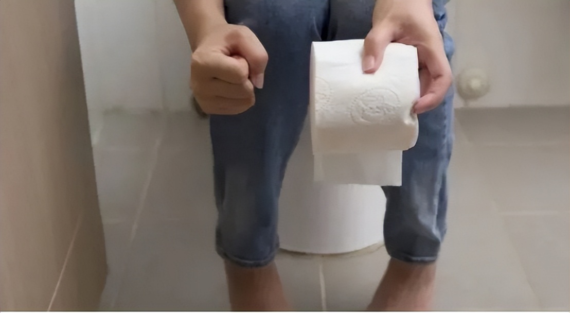 30岁女性频繁肛裂,19岁女生肛裂能自愈吗