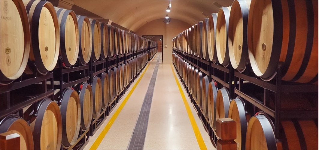 可雅白兰地和ararat白兰地,可雅白兰地和金奖白兰地的区别