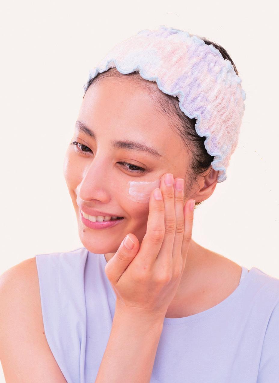 美容清洁脸部毛孔脏东西小气泡,护肤第一步清洁毛孔污垢