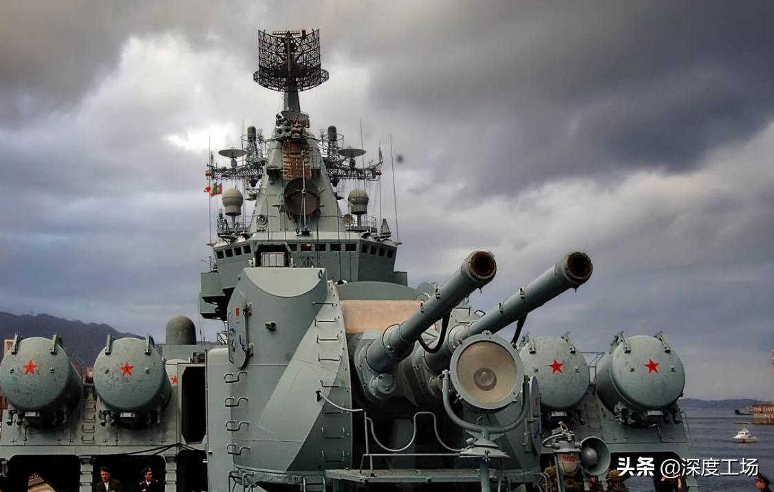 俄军十四枚导弹打向基辅,14枚导弹