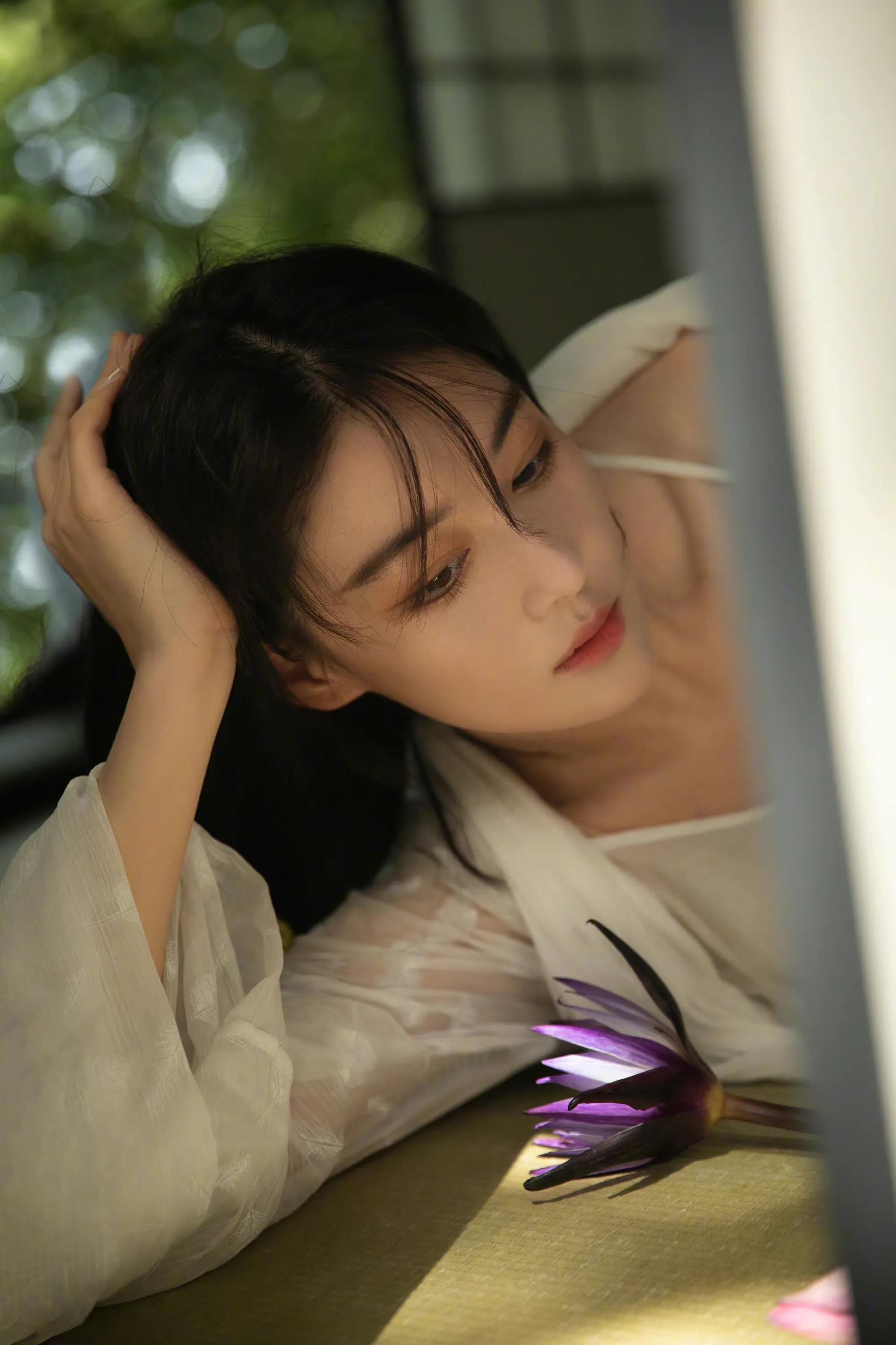 张馨予被称为是最美军嫂,军嫂张馨予全身照曝光