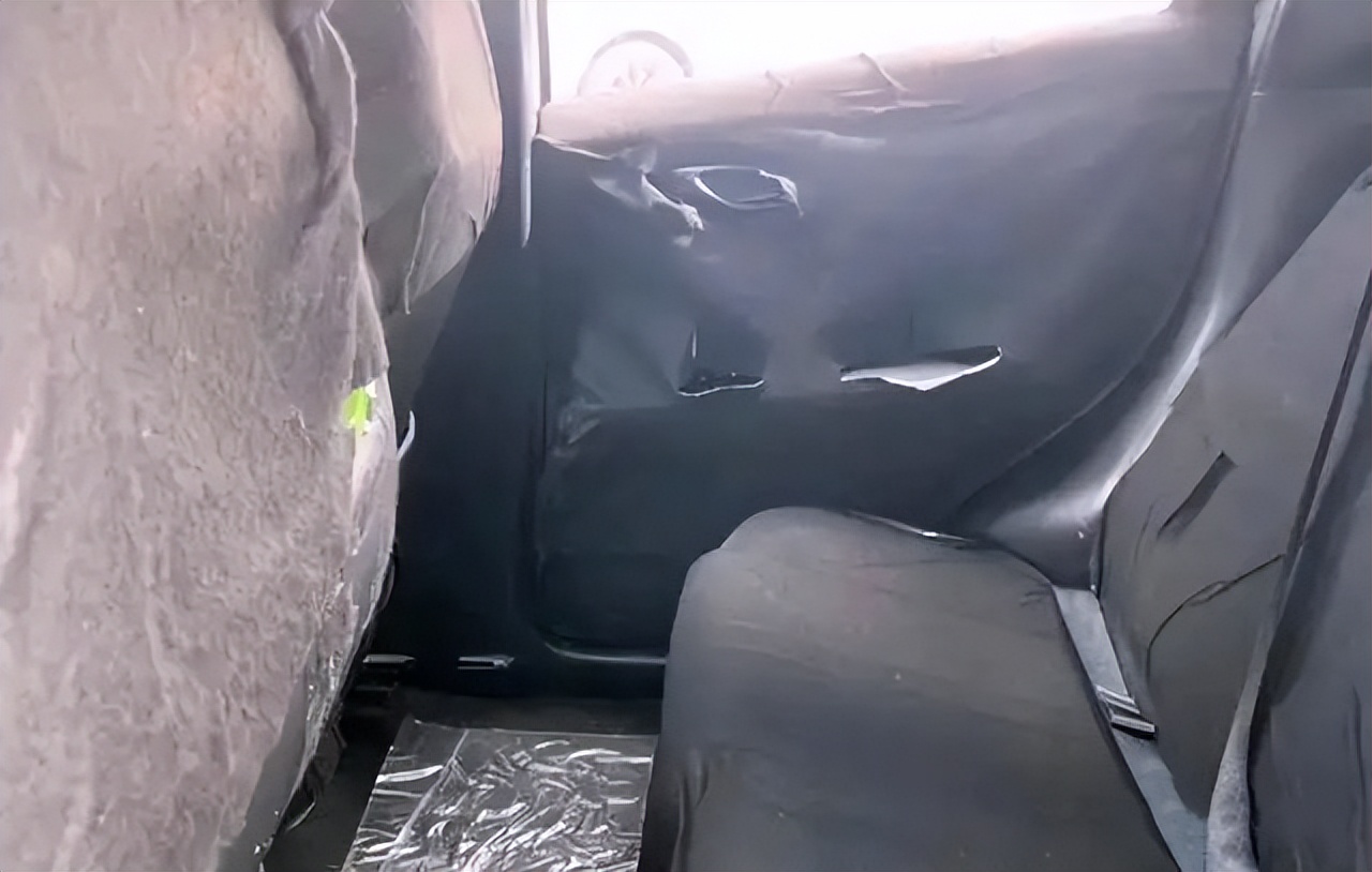 F0的接班人，比亚迪海鸥内饰谍照来了，10万内有没有问题？