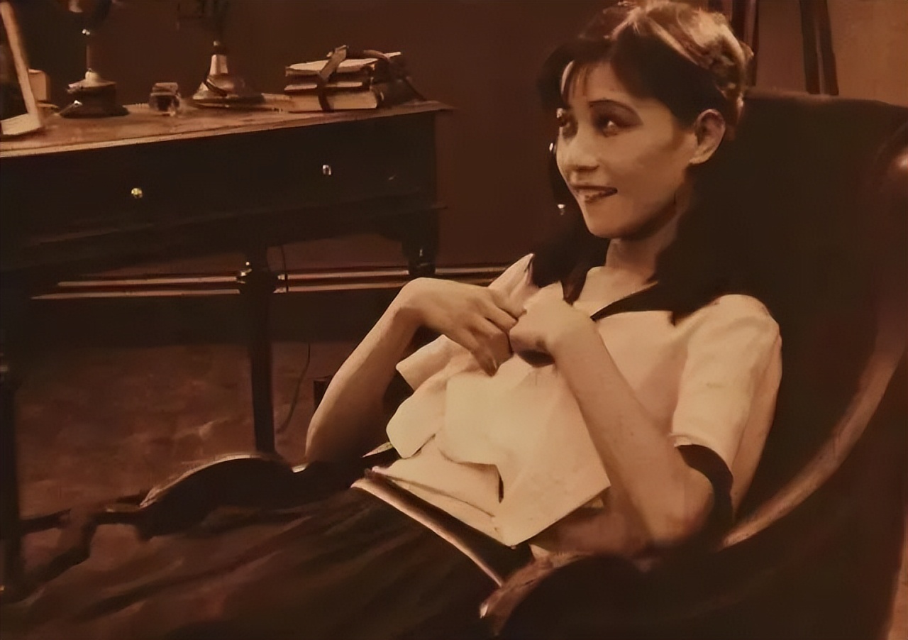 阮玲玉自尽后唐季珊做了什么,阮玲玉自尽之谜完整版