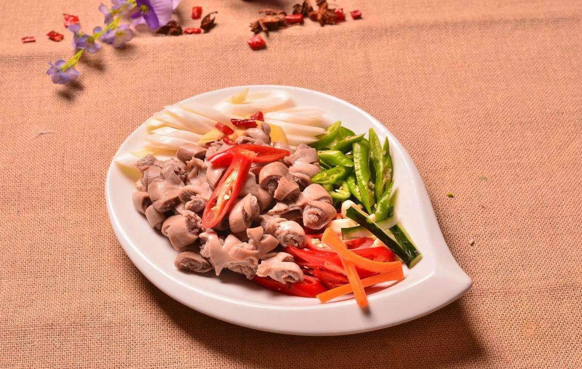 去山东必吃的6道鲁菜，是“鲁菜之魂”，老板以为你是本地人