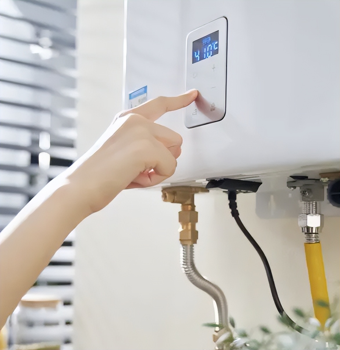 燃气热水器的升数如何选择,燃气热水器升数越大越费气吗