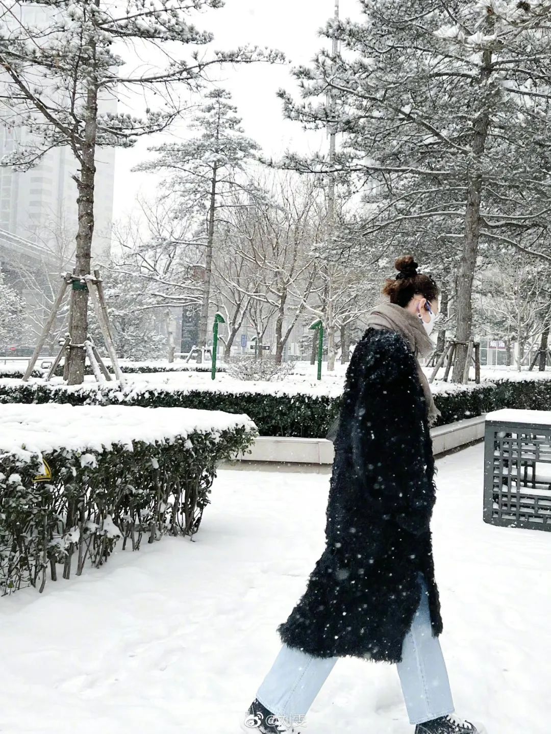 十分简单但是十分高级的穿搭,学这2种显高级的穿搭技巧