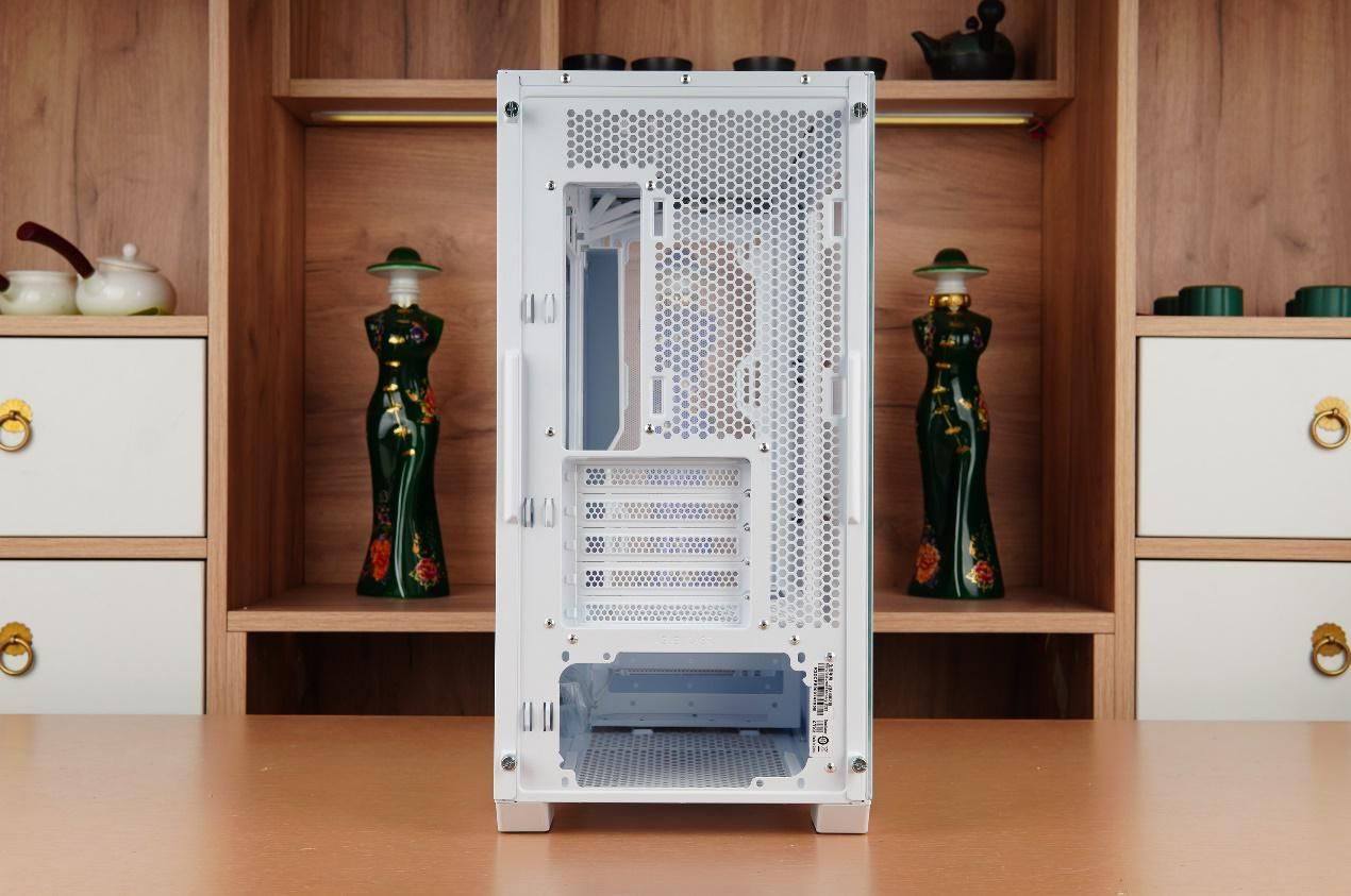 华硕追影机箱布局,华硕追影13代13700f主机