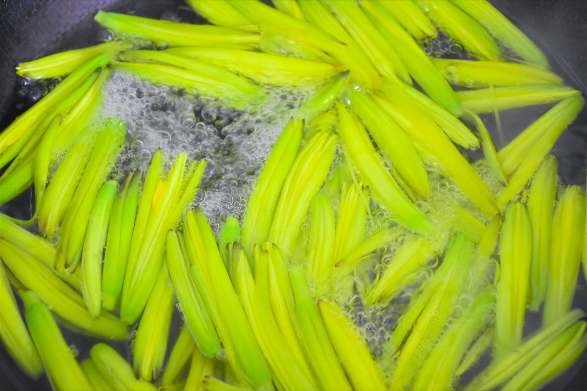 失眠吃什么好5款助眠食谱,对睡眠有好处失眠最怕吃这道菜