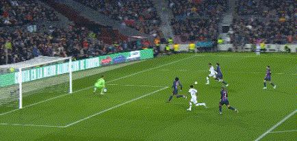 欧联杯第三轮曼联客场3-2艰难战,足坛十大落魄豪门曼联