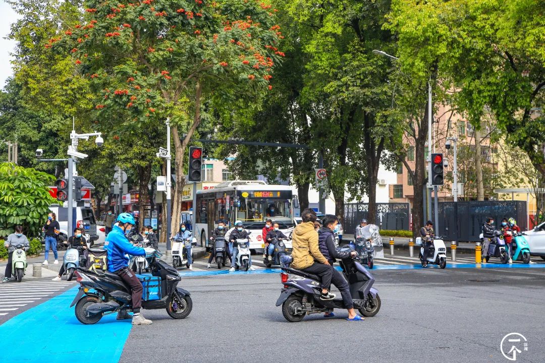 深圳富士康打工真实生活,我在富士康干了24天能拿多少钱