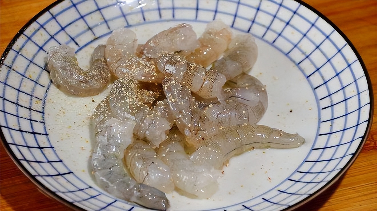 最正确的吃蟹和虾的吃法,虾蟹正确吃法大全