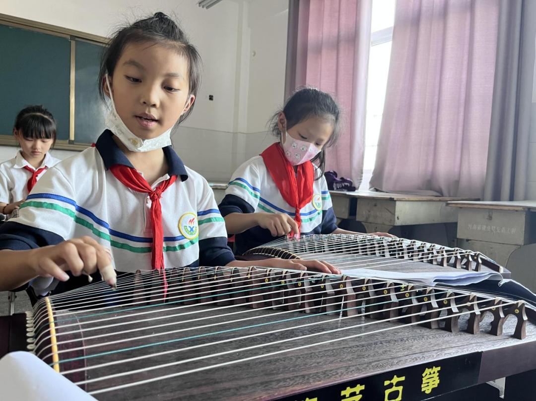 学校开展丰富多彩的社团活动,多彩社团活动增添校园活力