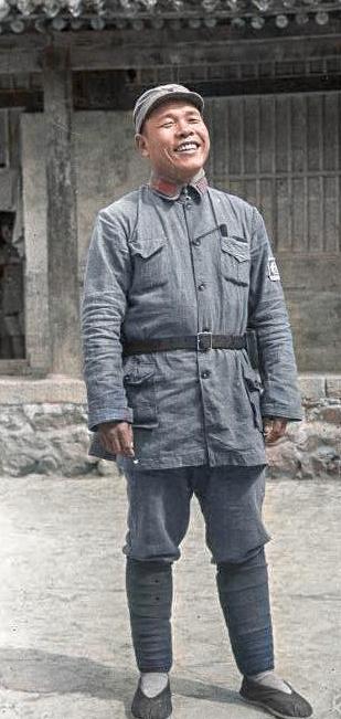 日军侵华兽行,日军当着国军的面杀俘虏