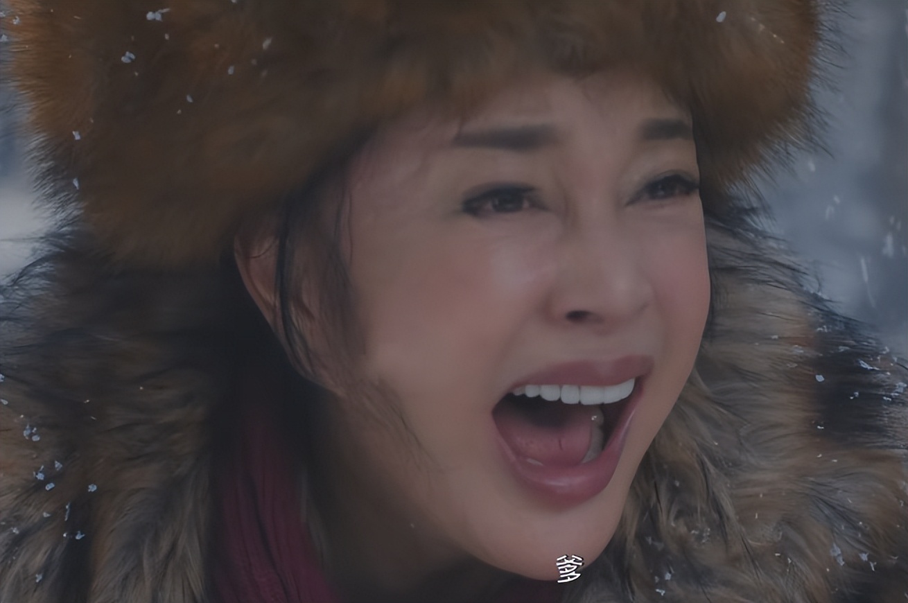 这才是刘晓庆70岁该有的样子,67岁刘晓庆穿红裙