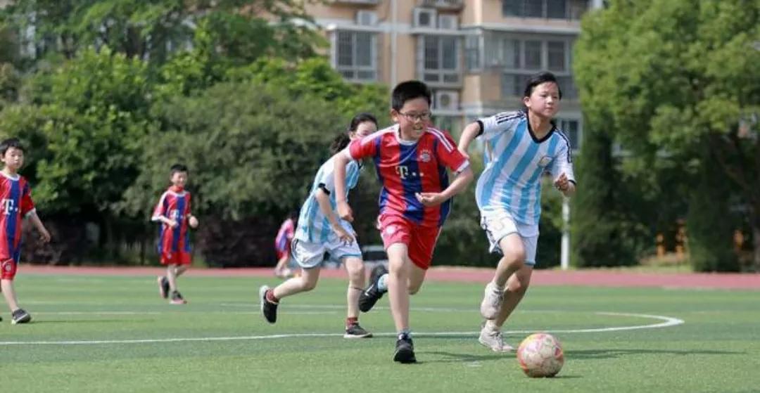 潜伏在校园里的“水娃子”有多悲惨看看您的孩子是不是其中一员