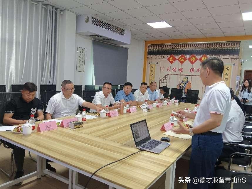 热烈欢迎四会市市委书记李伟忠一行莅临同兴高科考察指导工作