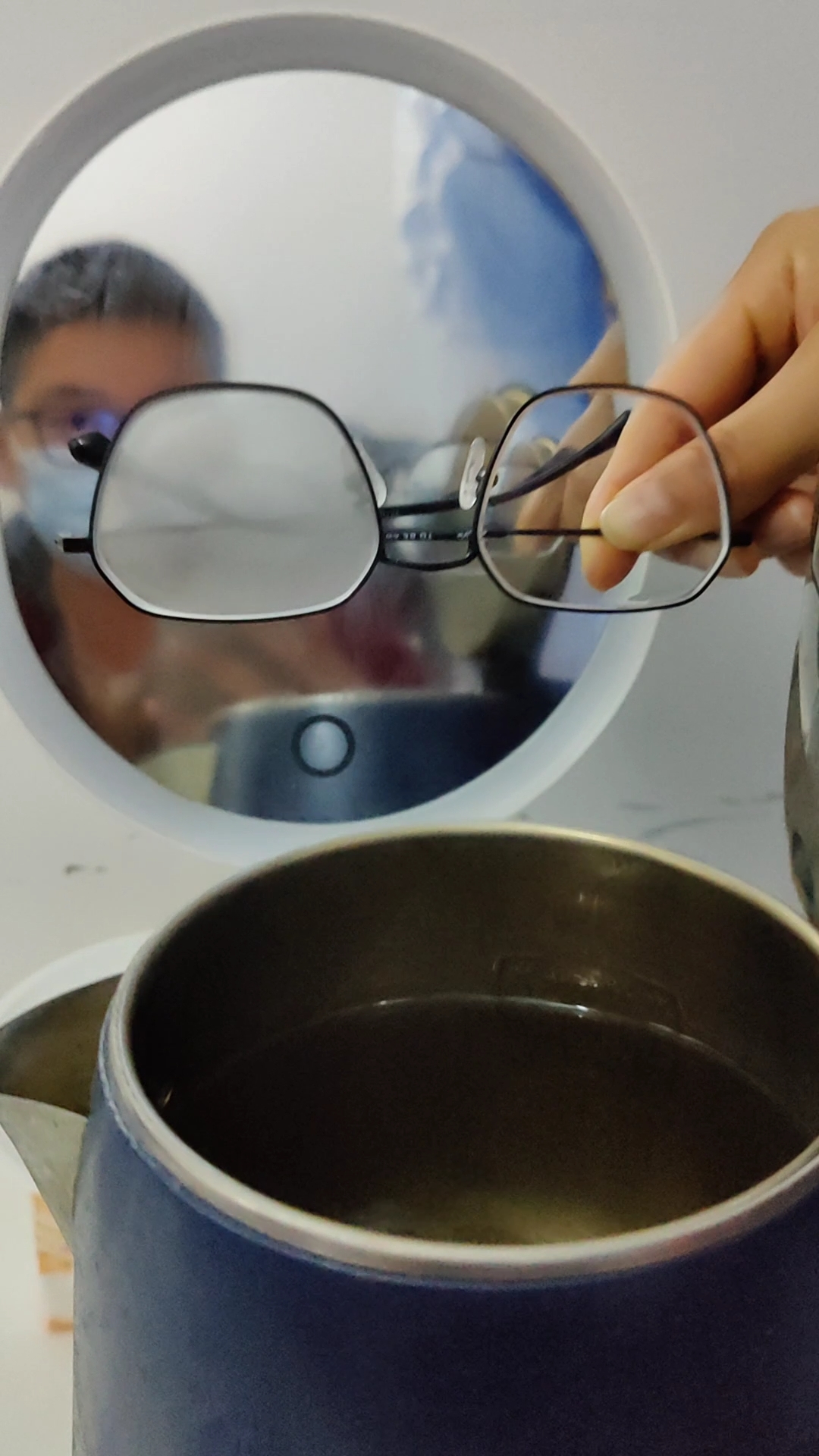 每天仅需1块钱,什么东西可以让眼镜不起雾