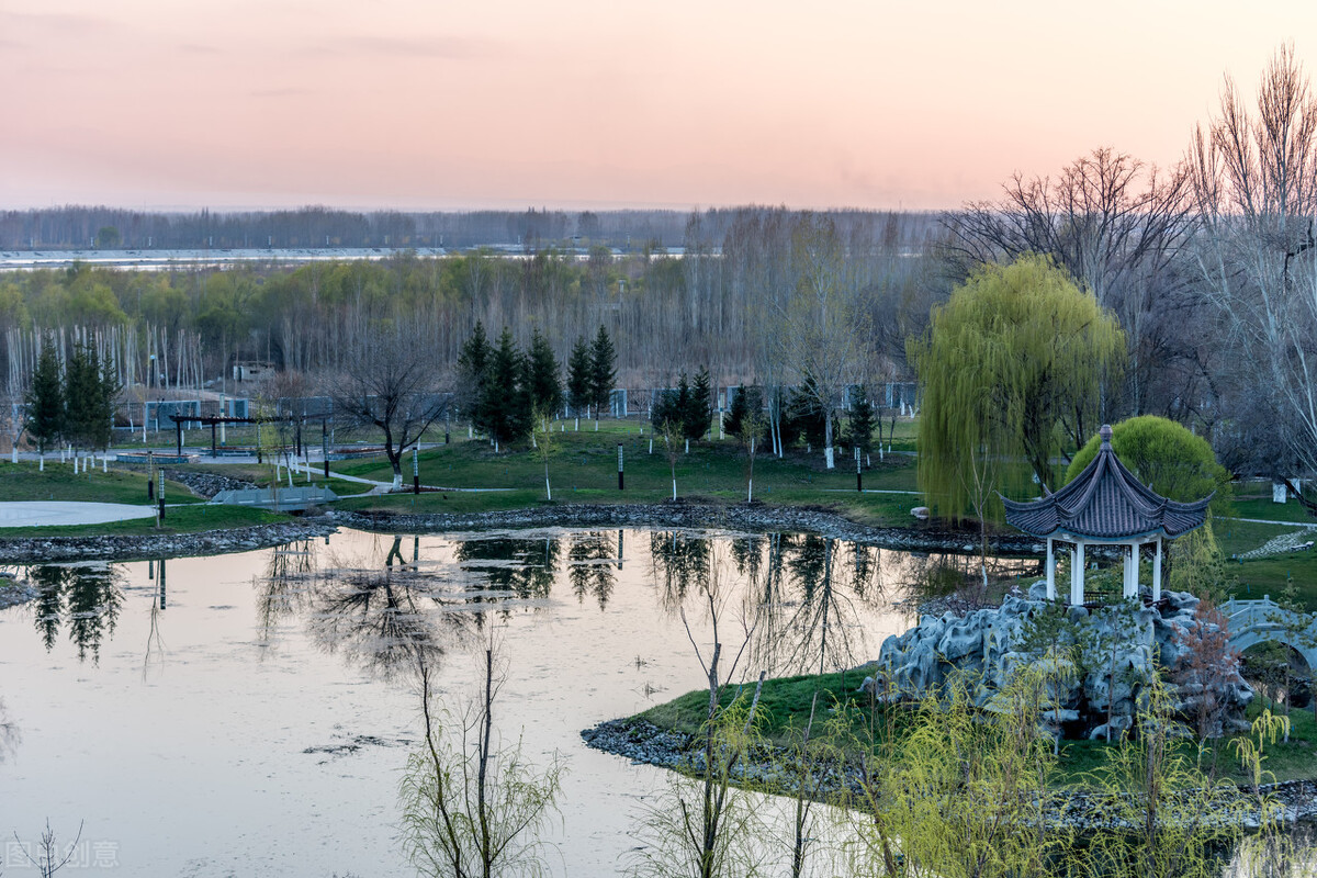 伊犁河谷为什么有沙漠,新疆伊犁沙漠有哪些