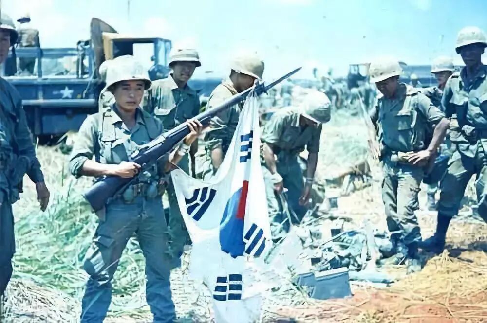1970年美军特种部队,美国特种兵被蛇袭击