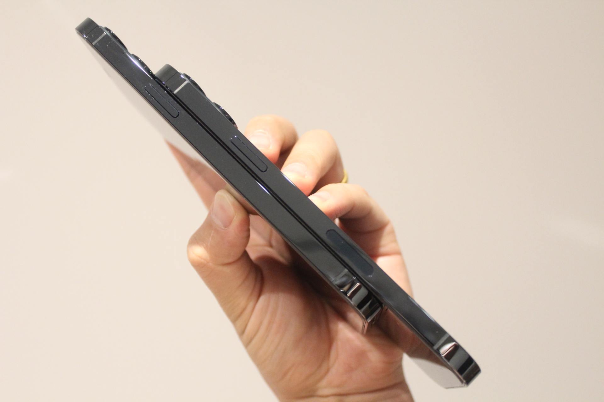 美版iphone12promax换成套屏,iphone12promax美版改双卡