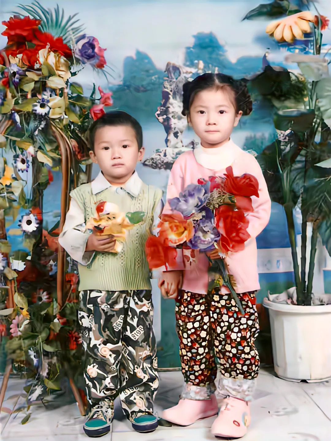 农村00后女孩为何被迫长大,农村00后女孩现状如何