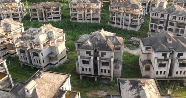 贷款392万元买别墅遇楼盘烂尾,上海男子银行借款42万