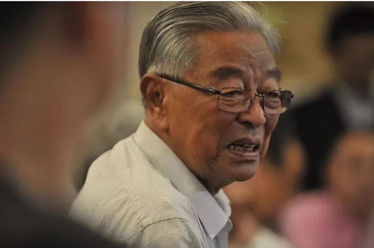 烟草大王褚时健是怎么入狱,烟王褚时健去世了吗