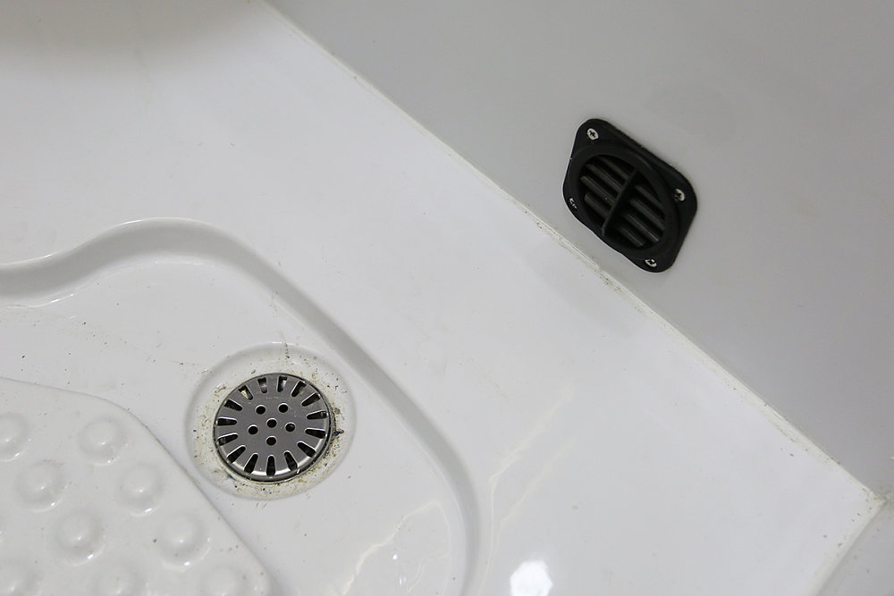 法美瑞缔途房车,预算20万落地4人旅居c型房车