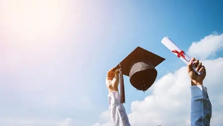 函授网络教育自考成人教育的区别,函授和网络教育本科学历哪个好