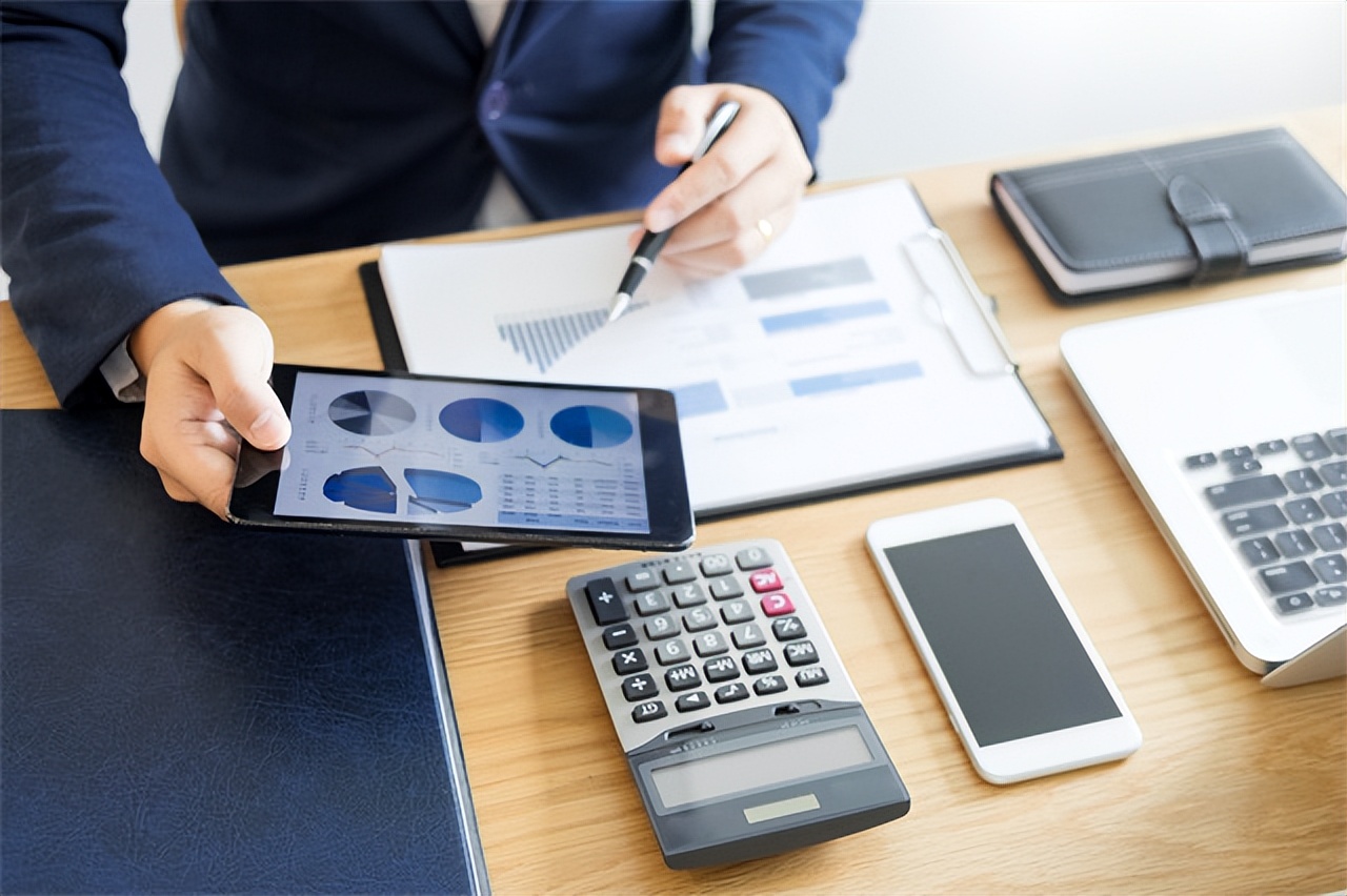 二手车平台和二手车交易市场,卖二手车平台哪个最全最靠谱