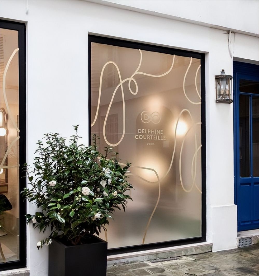 很有高级感的店招,35平店面设计