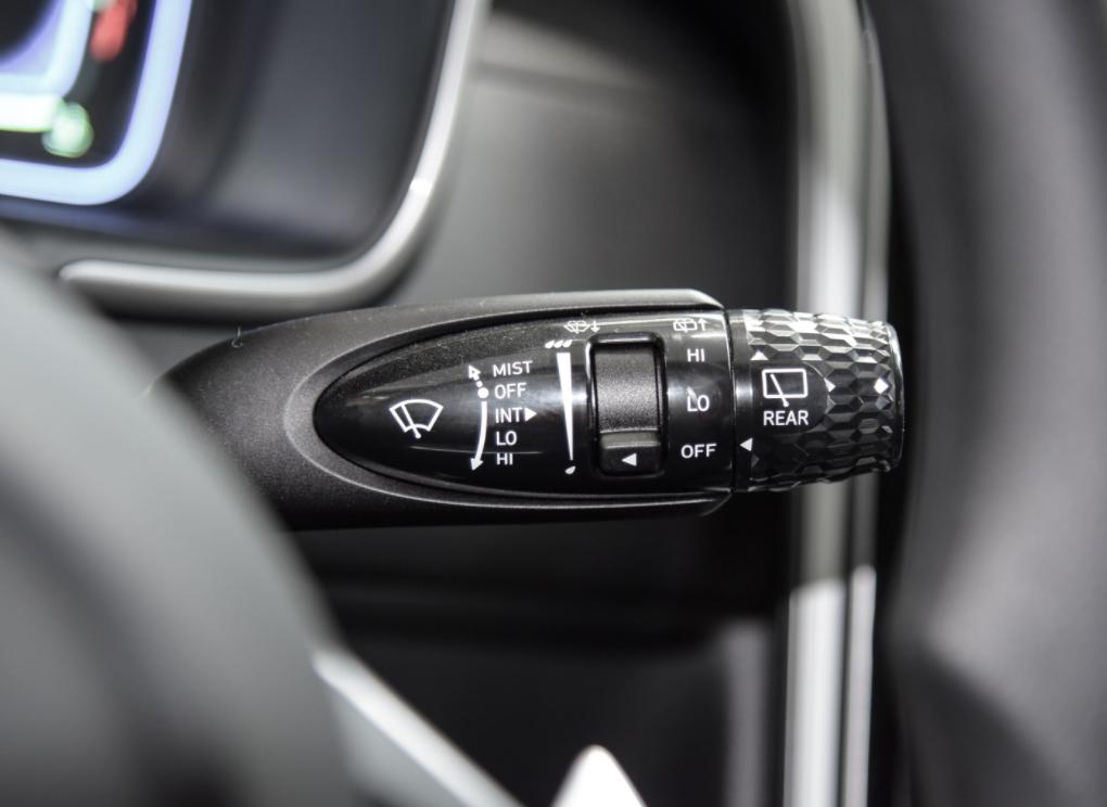 动力不足、销量一路下滑！北京现代第五代途胜L有哪些优缺点？