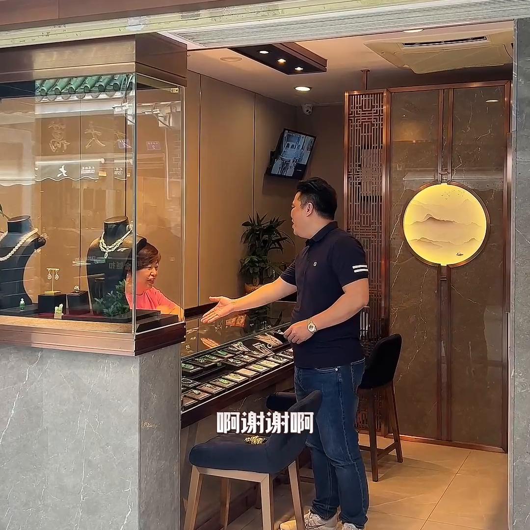 广州荔湾的故事,广州荔湾广场的故事