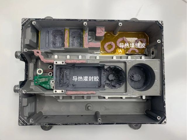 电动汽车家里没有充电桩怎么充电,电动汽车充电用充电桩还是随车充