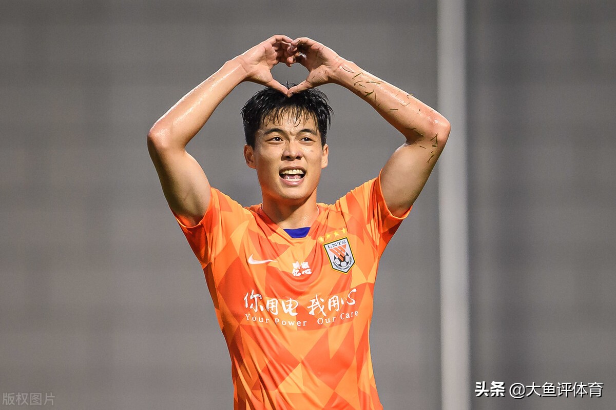 中超第二阶段泰山队球员名单,中超山东泰山最新首发阵容