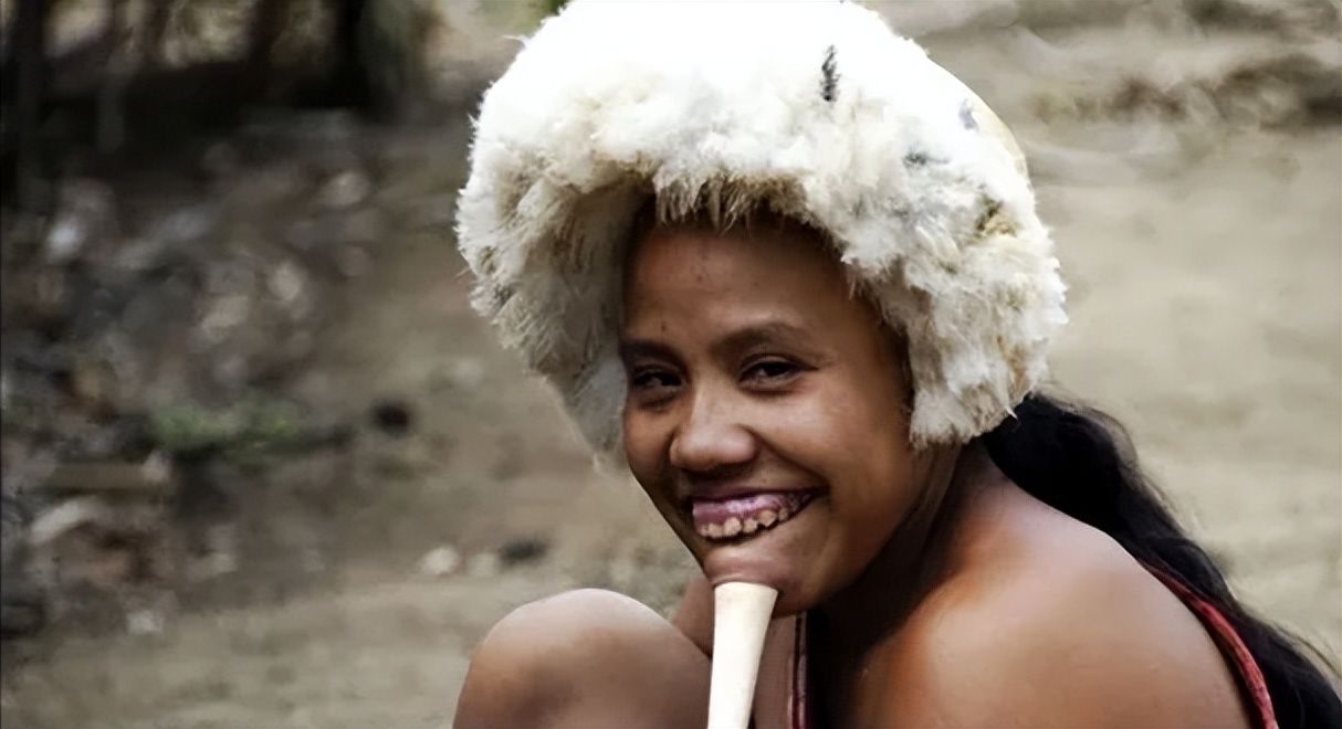 巴西热带雨林原始部落,巴西的奇葩习俗