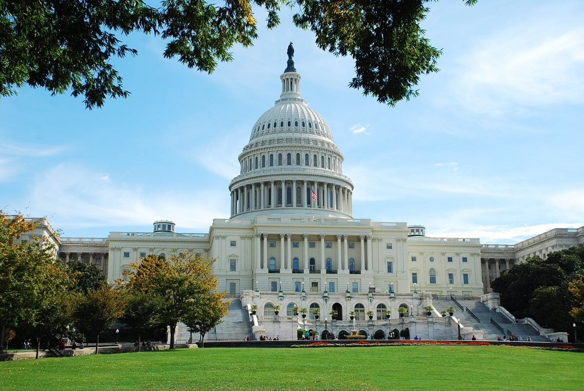 中美商务部刚谈完，中方就宣布：继续对美征收反倾销税，为期五年