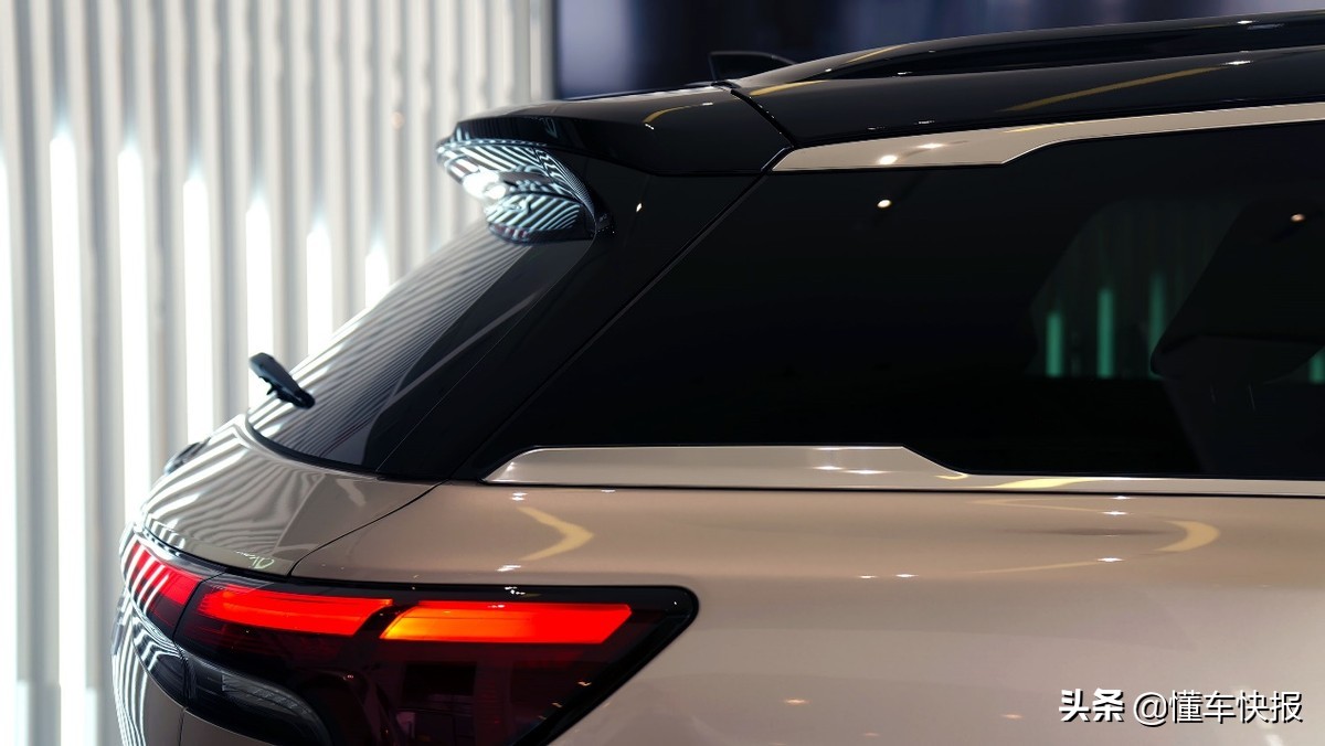 现代东方豪华，售价39.98万元起，全新一代英菲尼迪QX60实拍解析