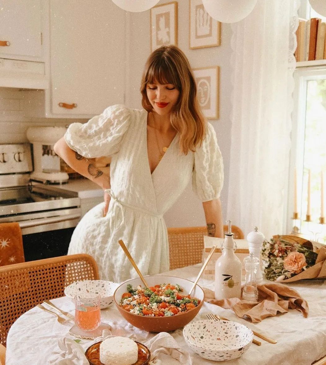 胸大显得很壮怎么办,感觉自己胸大显胖怎么办