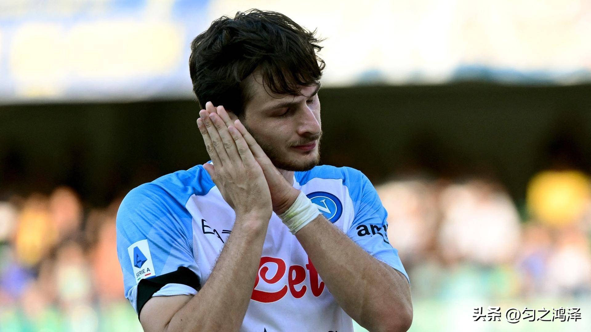 克瓦拉茨赫利亚萨拉赫,克瓦拉茨赫利亚模仿梅西