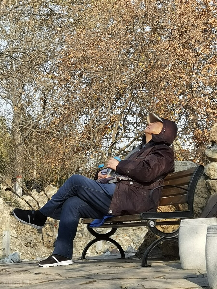 微信一句话个性签名静心句子,微信个性签名短句干净努力正能量