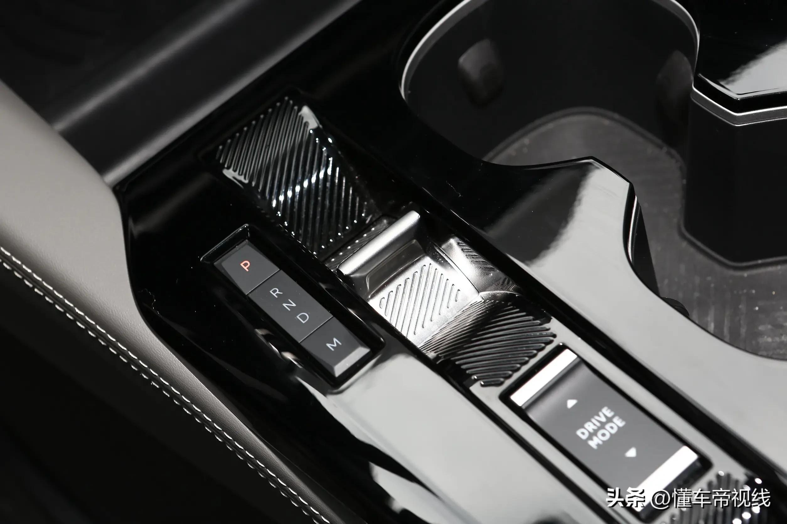 东风雪铁龙凡尔赛c5x落地,东风雪铁龙凡尔赛c5x降价多少