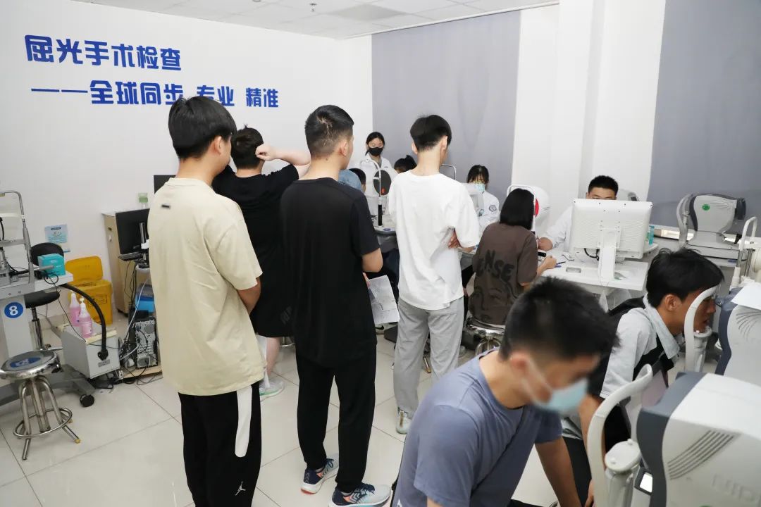 高考过后近视手术迎来小高峰,高考生近视眼睛做什么手术最好